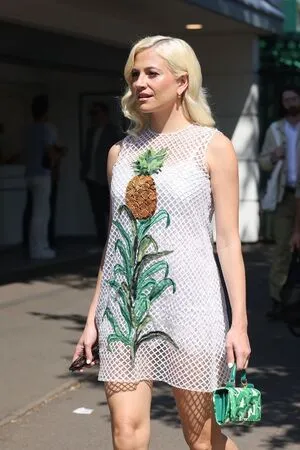 Pixie Lott OnlyFans Leaked Free Thumbnail Picture - #doGxl3Vn4o