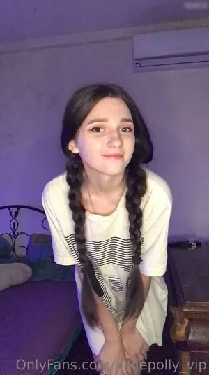 Pixie Polly OnlyFans Leaked Free Thumbnail Picture - #wDv3rm9fi1