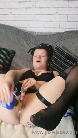 Pixiejadeuk OnlyFans Leaked Free Thumbnail Picture - #dpYA72mTU8