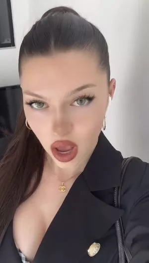 plr.lea Profile Thumbnail