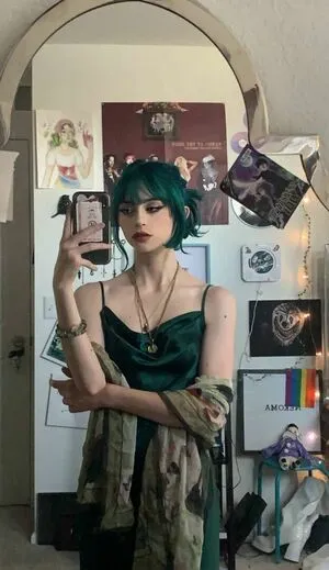 Pluto Thumbnail Picture
