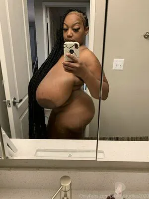 Poetrystudiosnetwork OnlyFans Leaked Free Thumbnail Picture - #qFkxi8BdSg