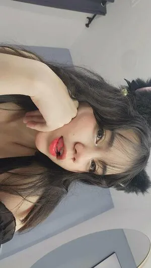Polly Cruz Thumbnail Picture