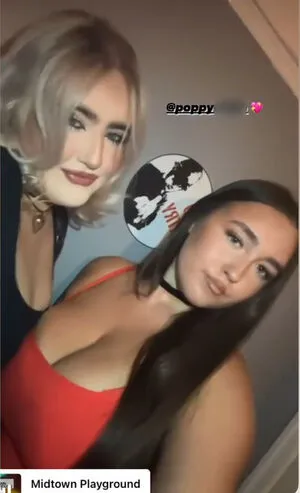 Poppy R Thumbnail Picture