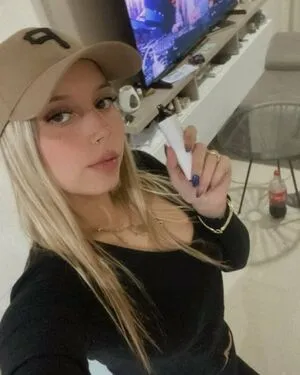Poppy22 OnlyFans Leaked Free Thumbnail Picture - #8dsfWfnlwM