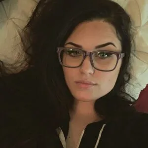 Poutyfox Thumbnail Picture