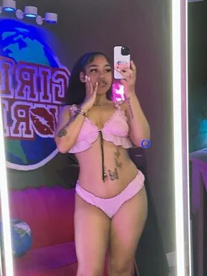 Pretttymaraaa OnlyFans Leaked Free Thumbnail Picture - #E3tJCHdfri