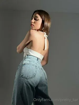Pretty Liar Thumbnail Picture