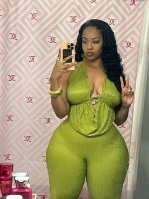 Prettyfacejazz OnlyFans Leaked Free Thumbnail Picture - #x7bfQBvQAm