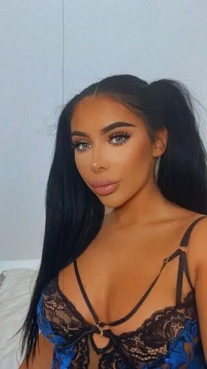 Prettynaughtylacey Thumbnail Picture