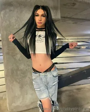 Prettypinkuziii OnlyFans Leaked Free Thumbnail Picture - #aIn8ivMSOa
