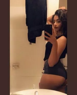 Prettypreet OnlyFans Leaked Free Thumbnail Picture - #1rOITNfml5