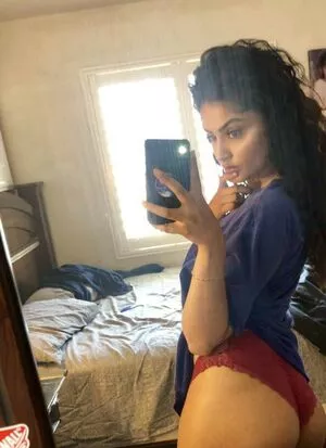 Prettypreet Thumbnail Picture