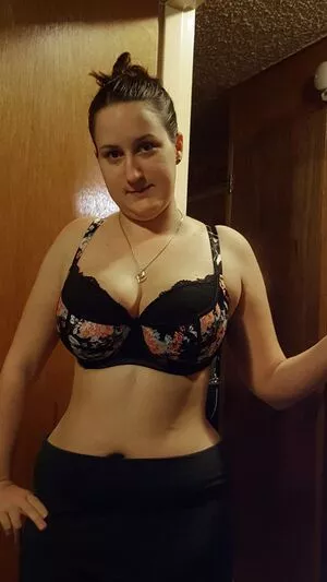 Princess Jazz Cosplay Thumbnail Picture
