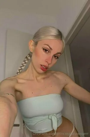 Princesspassengerr Thumbnail Picture