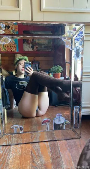 Punkfrog OnlyFans Leaked Free Thumbnail Picture - #1fhX6xLWFm