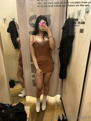 Purpleashley69 Thumbnail Picture