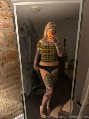 PushingUpRoses OnlyFans Leaked Free Thumbnail Picture - #78JRqdbbaM