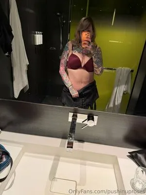 PushingUpRoses OnlyFans Leaked Free Thumbnail Picture - #JrE3YGT8PR