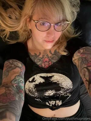 PushingUpRoses OnlyFans Leaked Free Thumbnail Picture - #LoxCIeKPwQ