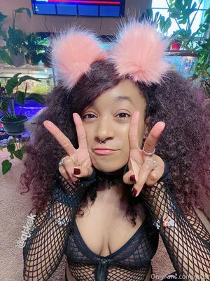 Qtkek Thumbnail Picture