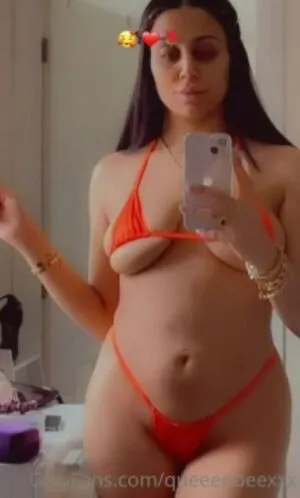 Queen Bee Officiall Thumbnail Picture
