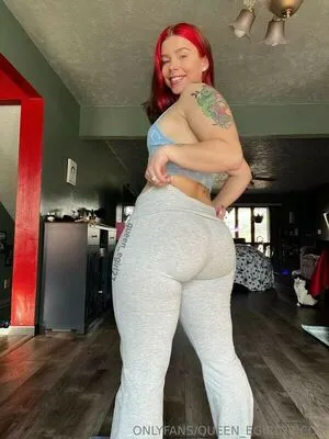 Queen D OnlyFans Leaked Free Thumbnail Picture - #ChZYixxEZv