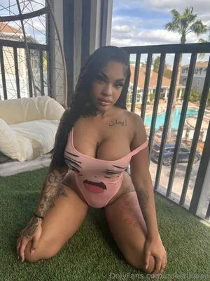 Queen Kiaa Thumbnail Picture