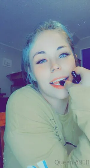 Queenbitch1998 OnlyFans Leaked Free Thumbnail Picture - #rnNQig6dMM