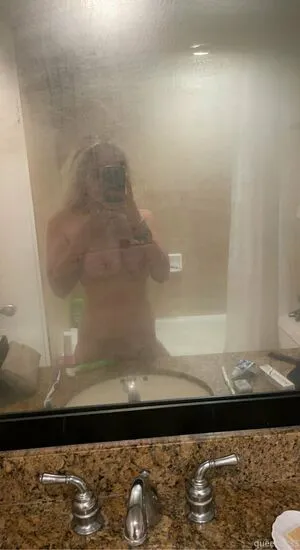 Queenbr3399 OnlyFans Leaked Free Thumbnail Picture - #dJs5Y5FKX2
