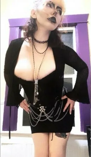 Queenemeraldrose OnlyFans Leaked Free Thumbnail Picture - #6tOfG8OITG