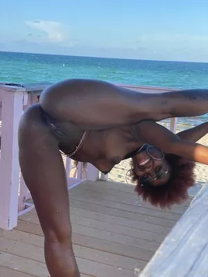 QueenFlexi OnlyFans Leaked Free Thumbnail Picture - #BGr79dbRqn