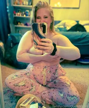 Queengoldi OnlyFans Leaked Free Thumbnail Picture - #t0FgjLMffK