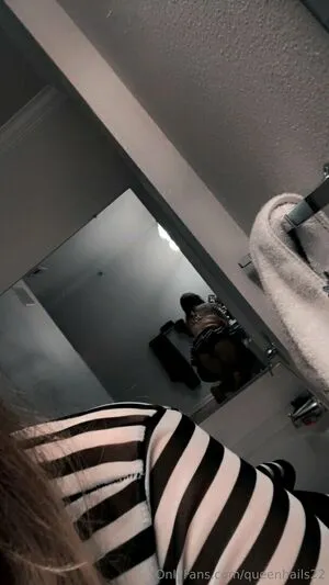 Queenhails22 OnlyFans Leaked Free Thumbnail Picture - #3Amgiuu5On