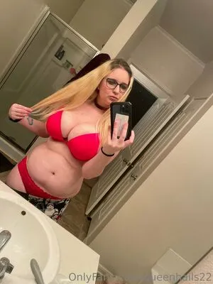 Queenhails22 OnlyFans Leaked Free Thumbnail Picture - #UAqogv2MBF