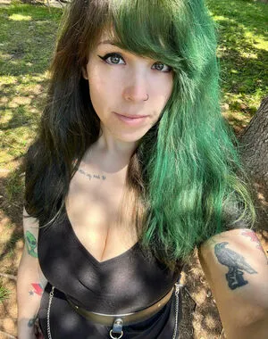 Queenkryptid OnlyFans Leaked Free Thumbnail Picture - #4QrPmlk3Xo