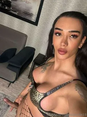 Queenle19 OnlyFans Leaked Free Thumbnail Picture - #3OwpG4Iira