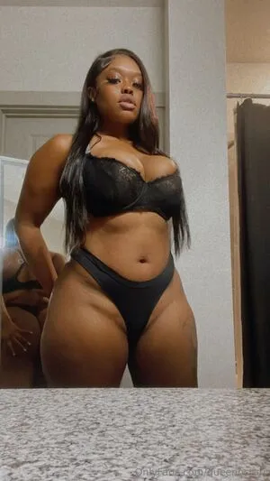 Queennstarr OnlyFans Leaked Free Thumbnail Picture - #XjmKKtcxls
