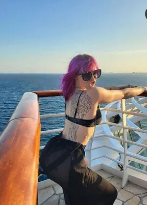 Queenofvikings Thumbnail Picture