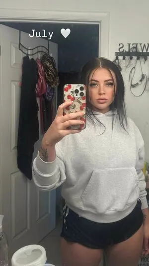 Queentaylor802 OnlyFans Leaked Free Thumbnail Picture - #8JN9x8wtjw