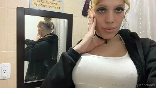 Queentrinax Thumbnail Picture