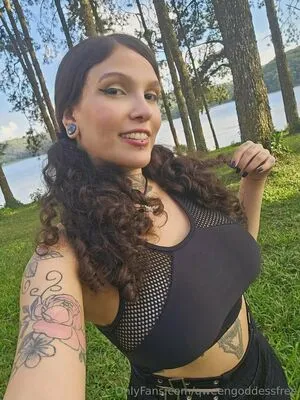Qweengoddessfree OnlyFans Leaked Free Thumbnail Picture - #ifyHS6iGAs