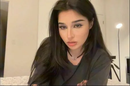 Rachel Raiychu Thumbnail Picture