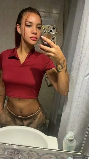 Rachelrayy Thumbnail Picture