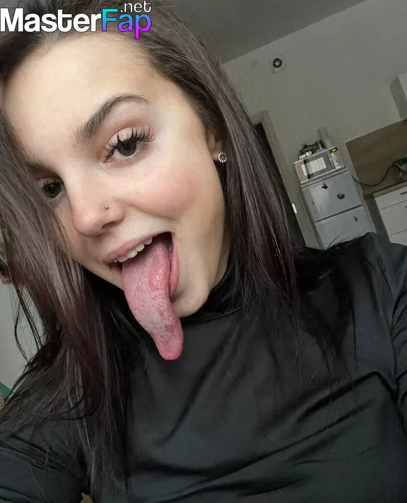 Radmila Maro Nude OnlyFans Leak Picture 2VUOUQRTUm | MasterFap.net