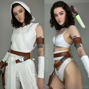 Rae Moonn Thumbnail Picture