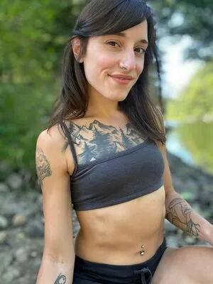 Rahel Olivia Thumbnail Picture