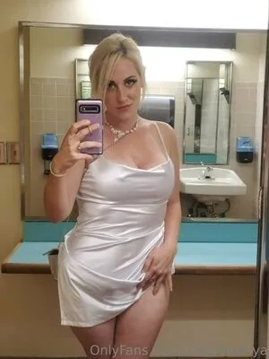 Rainbowonya OnlyFans Leaked Free Thumbnail Picture - #rL5FfBAAEe