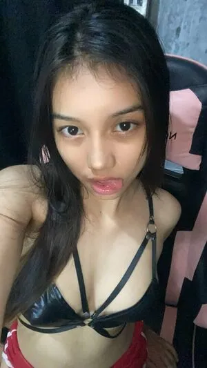Raisoftwi OnlyFans Leaked Free Thumbnail Picture - #olpw4BQQAA