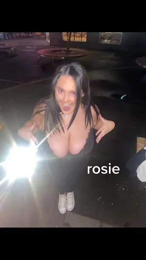 Raphaela S OnlyFans Leaked Free Thumbnail Picture - #h5QfYT59v5